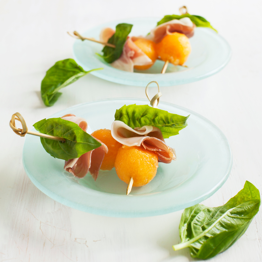 Brochetas de jamón serrano y melón